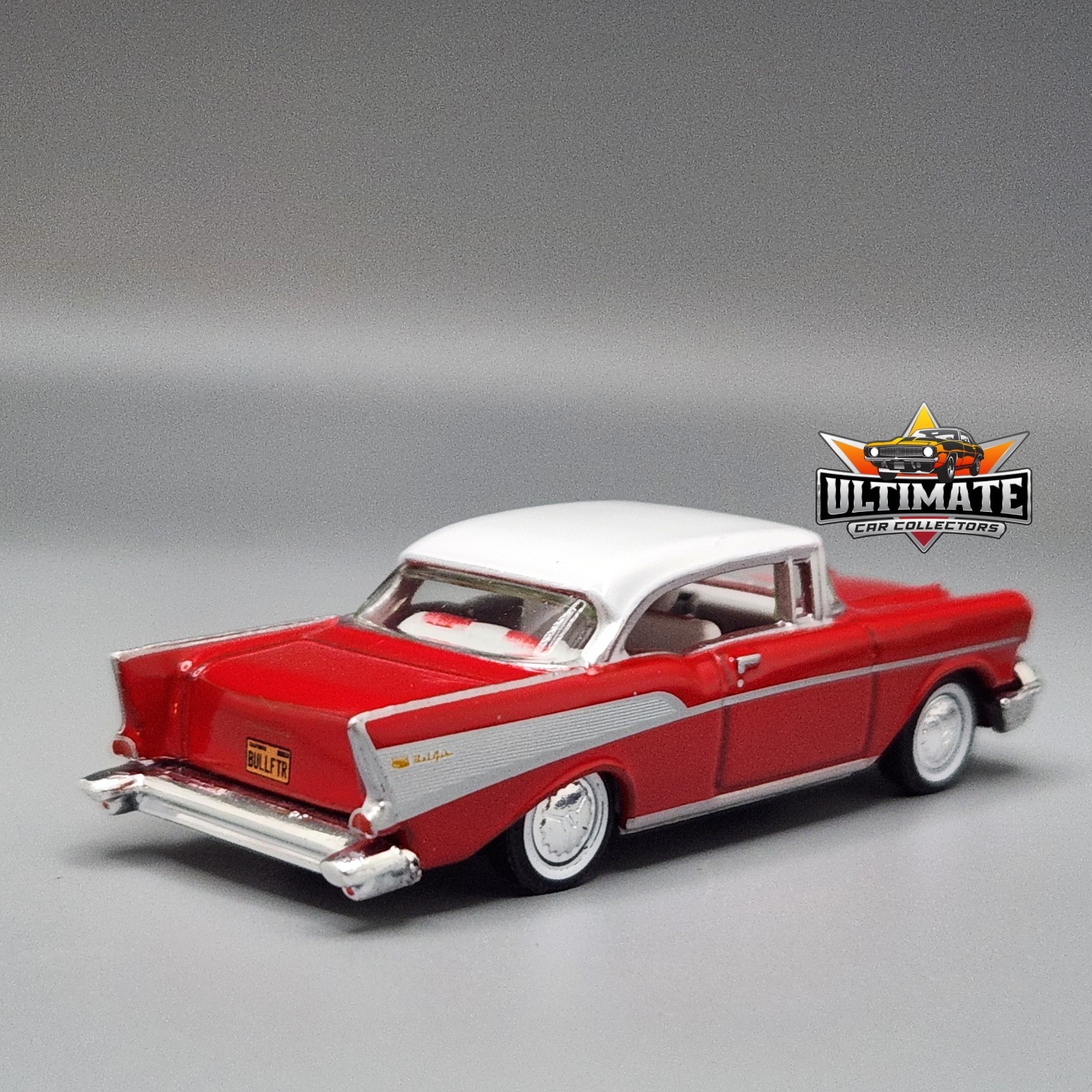 1957 57 Chevrolet Bel Air Collectible 1/64 Scale Diecast Model Collector Car