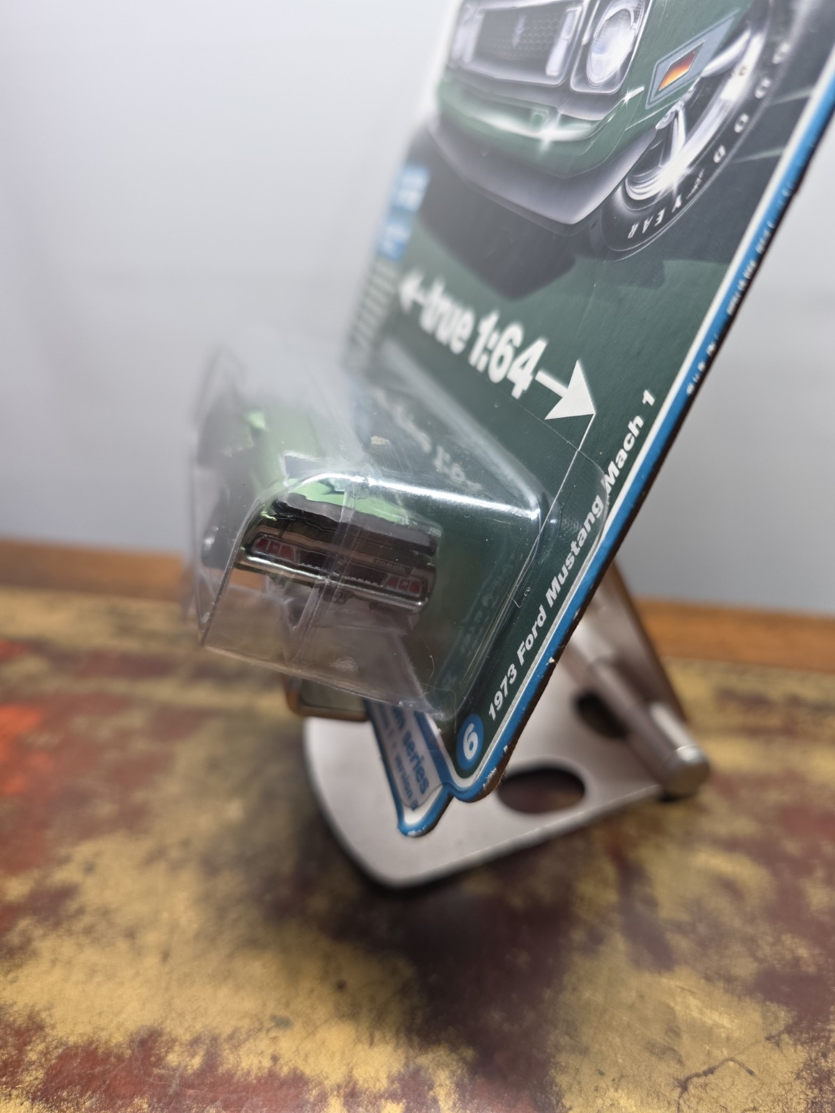 Auto World Premium Vintage Muscle 1973 Ford Mustang Mach 1 IVY BRONZE POLY NIP
