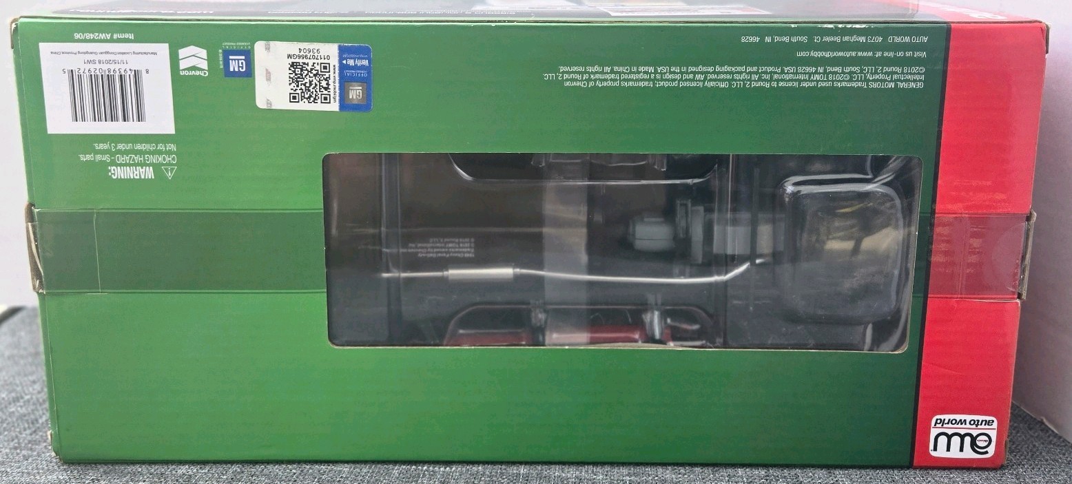 Auto World 1948 Chevrolet Panel Delivery Texaco Red 1:18 Diecast AW248 1/1002