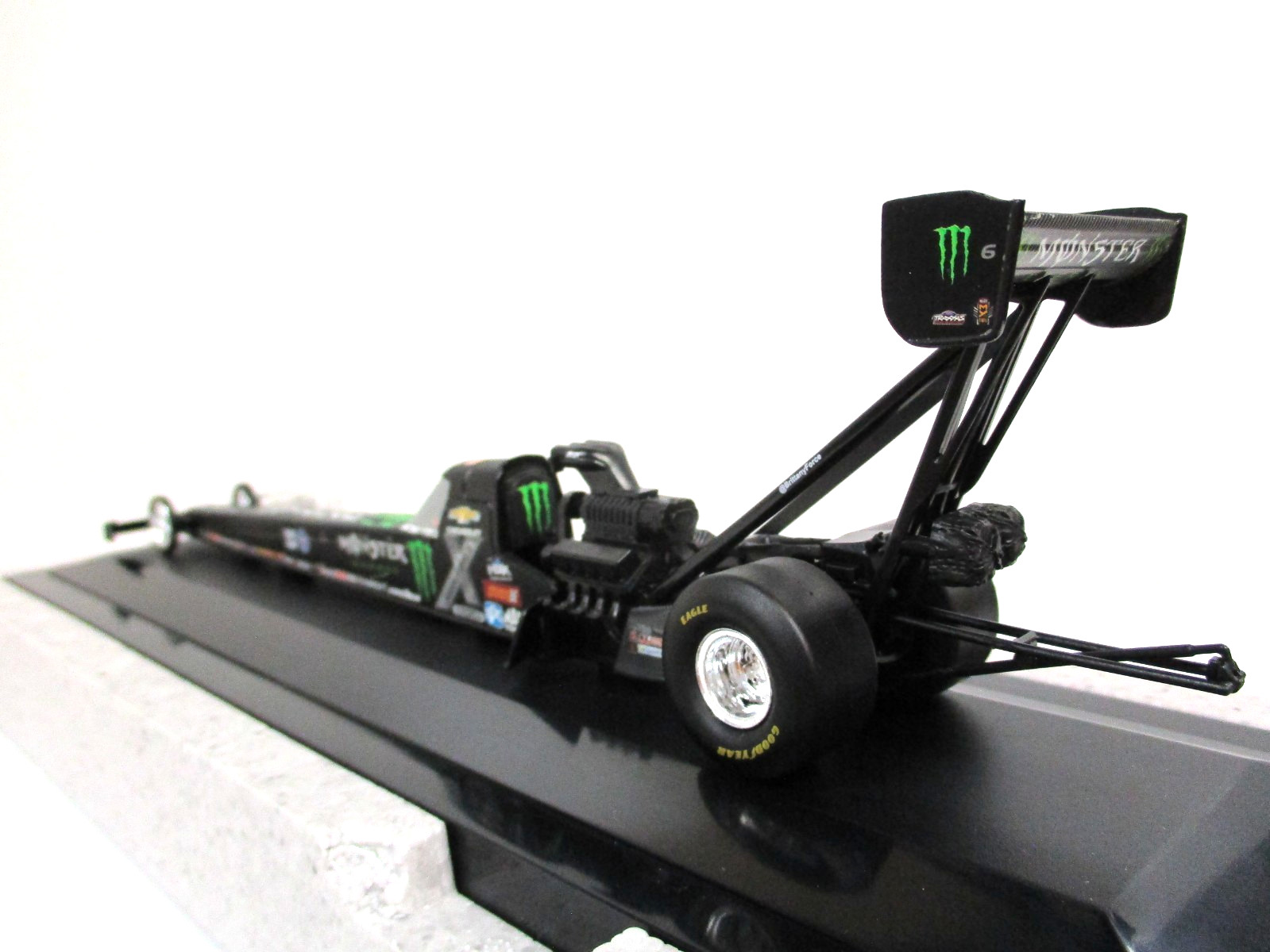 LIONEL RACING – BRITTANY FORCE MONSTER ENERGY NHRA TOP FUEL DRAGSTER – 1/32