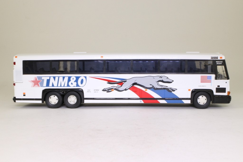 Rare Corgi MCI-102 DL3 TNM&O Greyhound Bus 1:50 Scale with mirrors & ID-NIB!