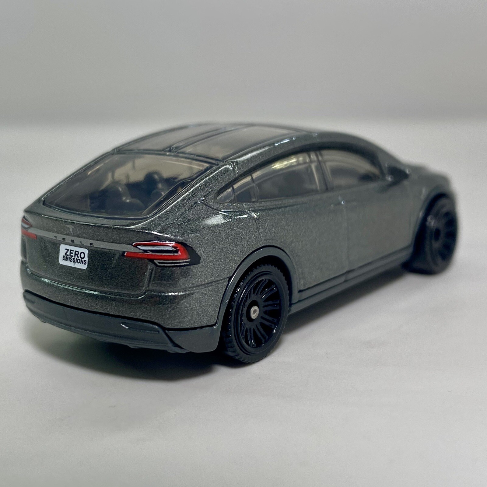 TESLA MODEL X Matchbox 1:64 Diecast Collectible Model Car Lot of 5