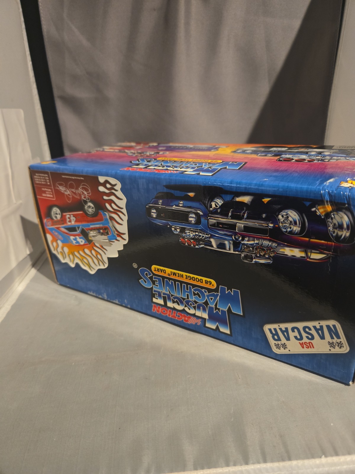 * READ* Muscle Machine Richard Petty #43 STP 1969 Dodge Dart 1:18 Diecast RARE