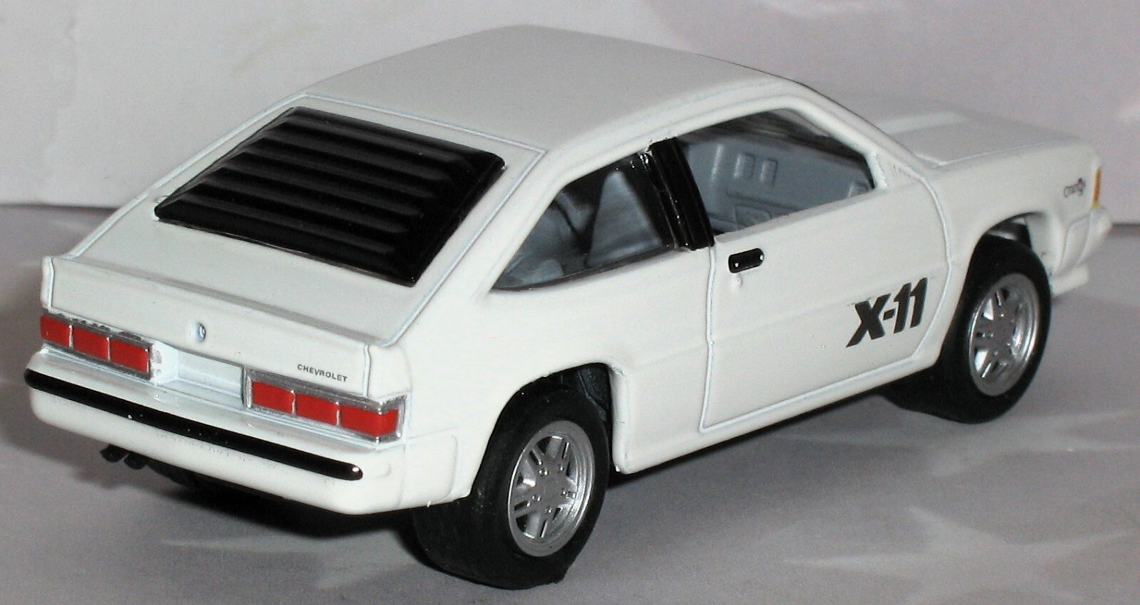 1/64 = 1988 85 CHEVY CITATION X-11 / Rubber Tire Compact Car / FREE SHIPPING
