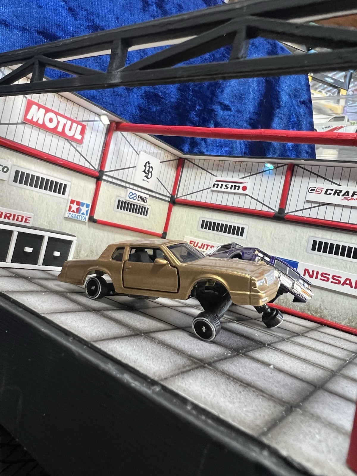 Hot Wheels M2 Jada GreenLight Matchbox Custom Diorama