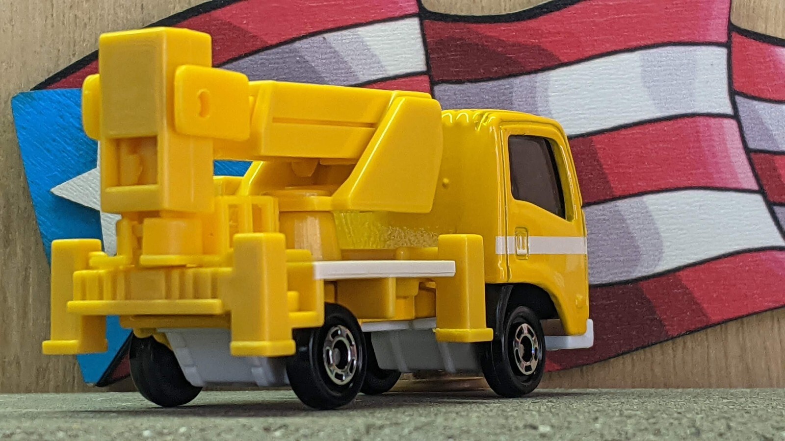 TOMICA #70 ISUZU ELF AERIAL PLATFORM LOOSE TOMICA HIGHWAY SERIES