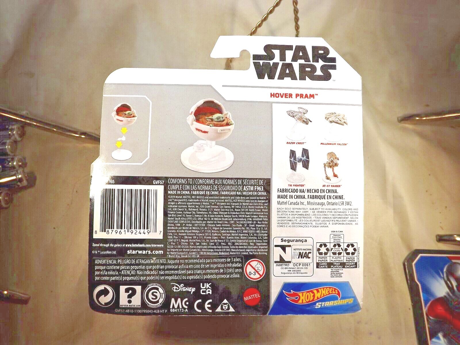 2020 Hot Wheels Star Wars Starships MANDALORIAN THE CHILD – HOVER PRAM w/Stand