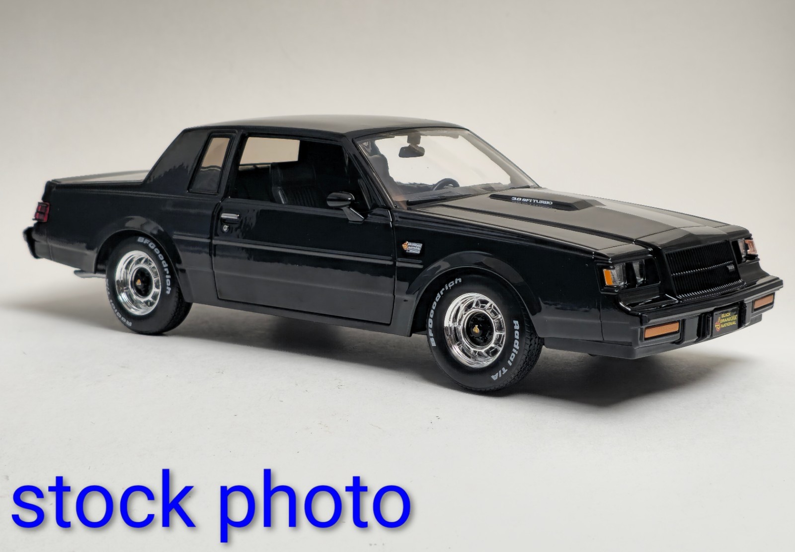 Maisto 1:18 1987 Buick Grand National Black Costco Special Edition New Sealed