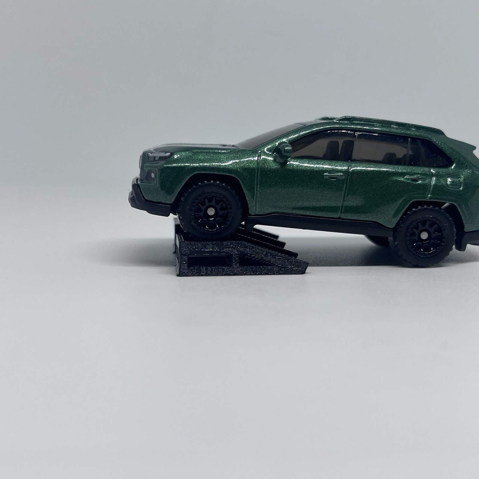 2 Sets 1:64 Scale Mechanic Ramps For HotWheels Matchbox