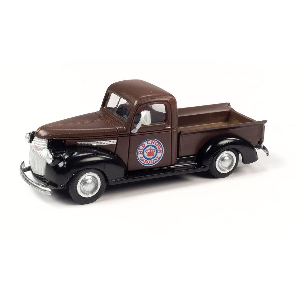 Classic Metal Works 30654 – 1941 – 46′ Chevy Pickup – Red Crown Gasoline – HO