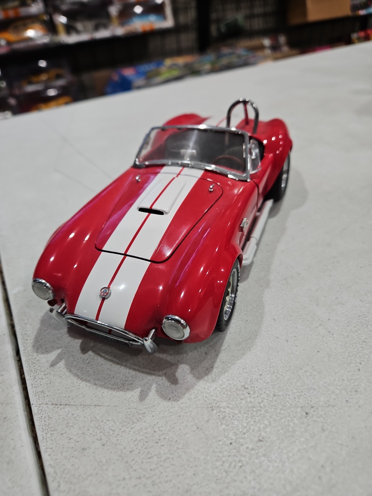 1:18 KYOSHO COBRA 427 RED ON BLACK [NO BOX] AS IS – Missing Gas Cap 🇺🇸 SHIPPED