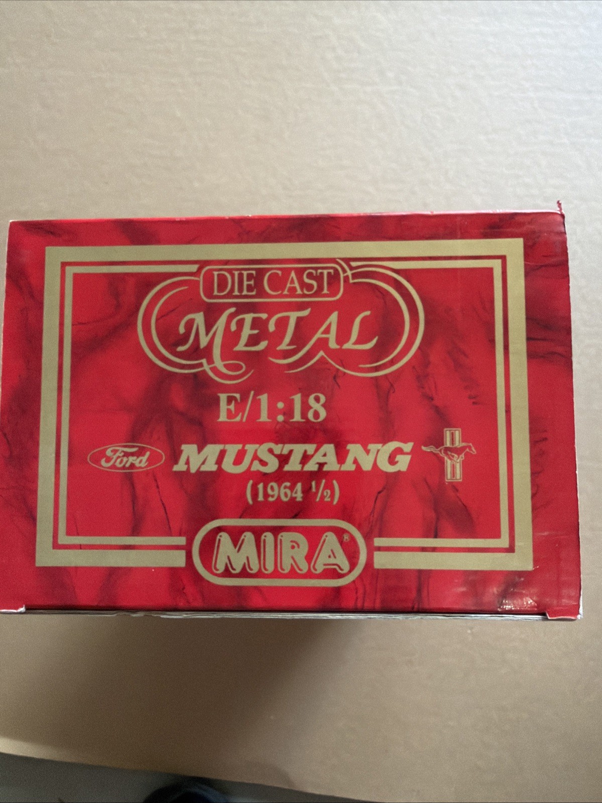 Mira Golden Line 1964 1/2 Ford Mustang Convertible Die Cast Metal 1:18