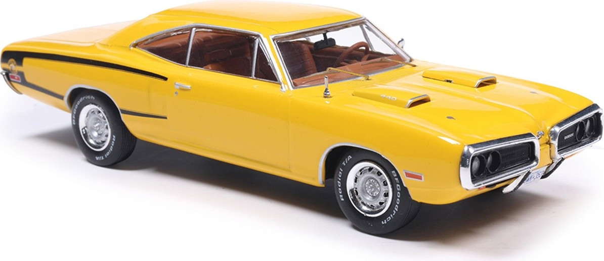 1970 Dodge Coronet Super Bee Top Banana in 1:43 scale by IXO