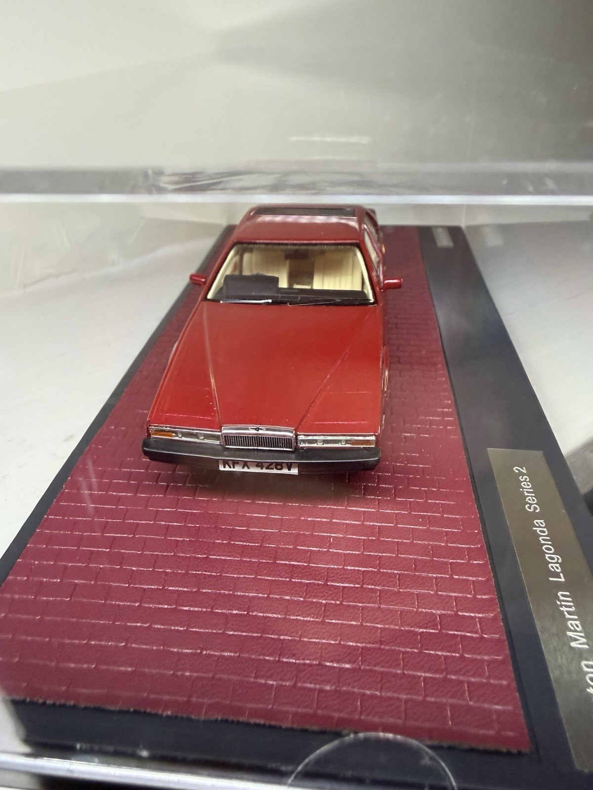 Matrix 1:43 Aston Martin Lagonda Series I (1974–75) Deep Metallic Red