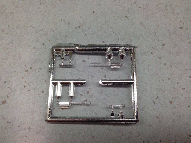 HO 1:87 Promotex # 5334 COE White Commander Mirror Package – CHROME