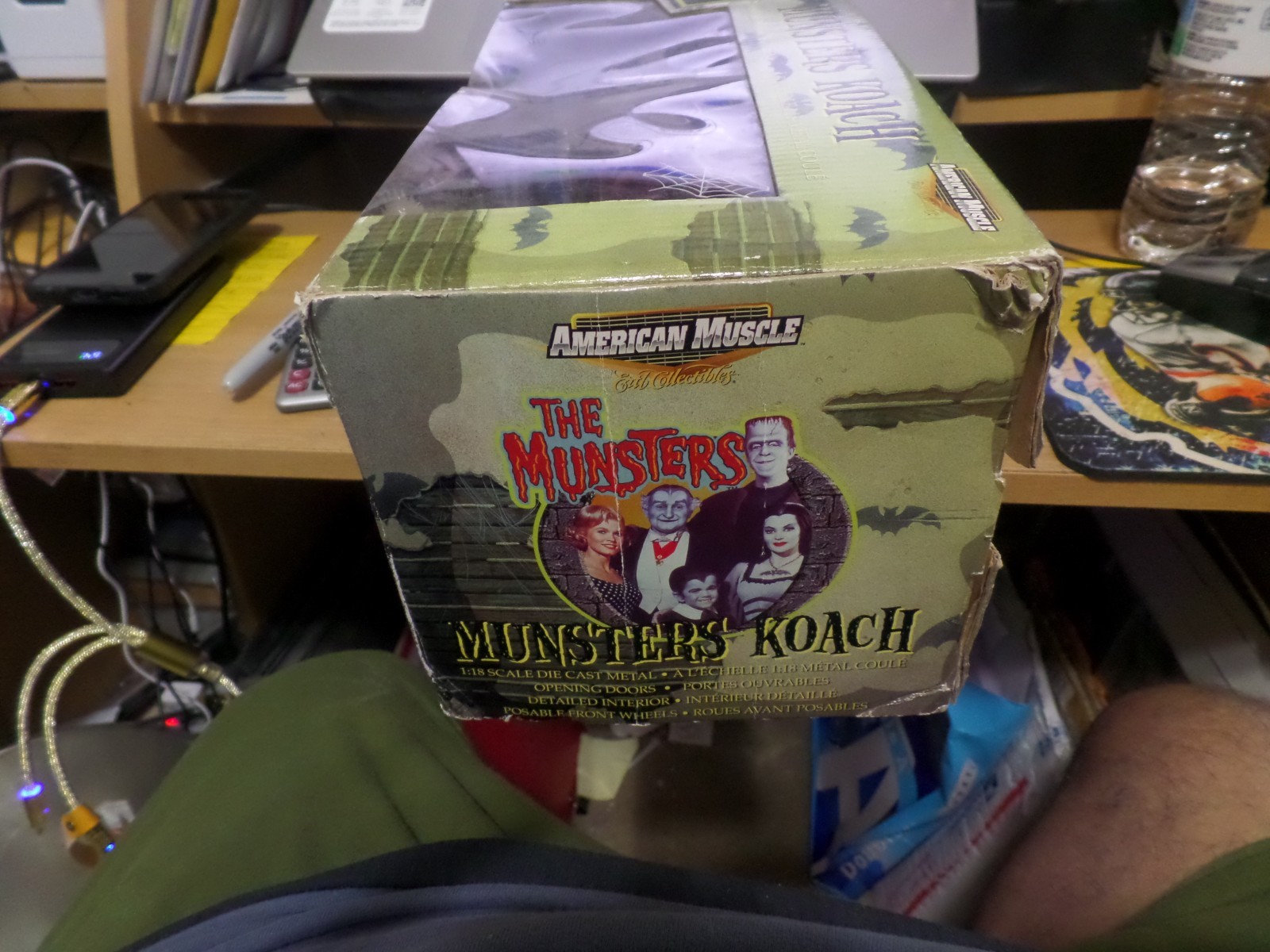 ERTL The Munsters Koach 1:18 Scale Signed Butch Patrick ‘Eddie’ JSA