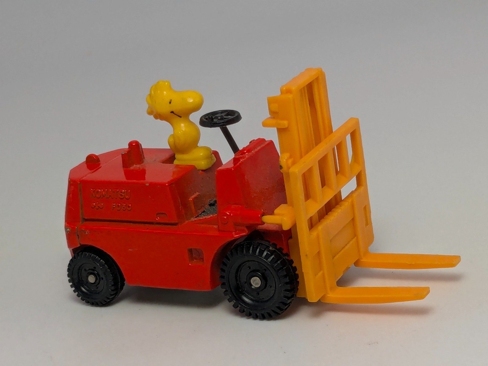 Vintage Aviva Komatsu Red Fork Lift Truck 1965 Peanuts WOODSTOCK Diecast Japan