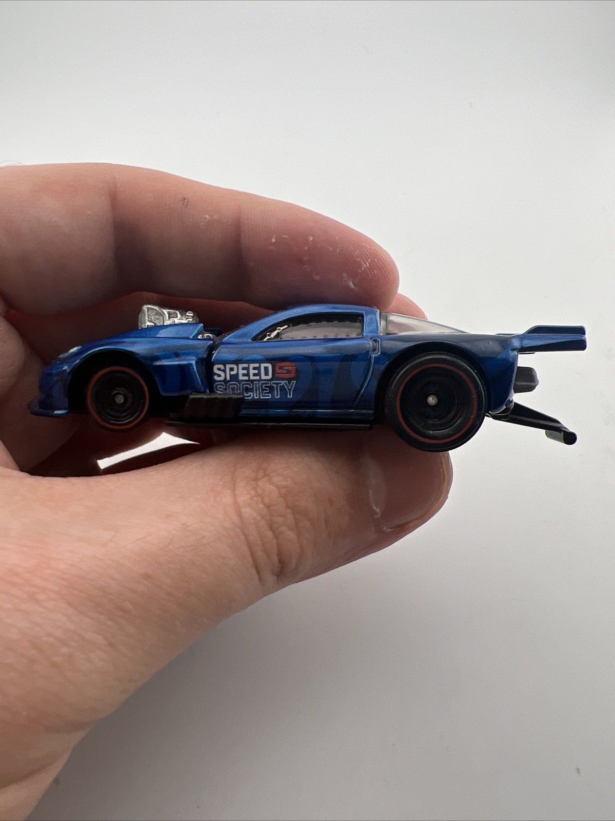 Hot Wheels Boulevard Corvette Z06 Drag Racer 1/64