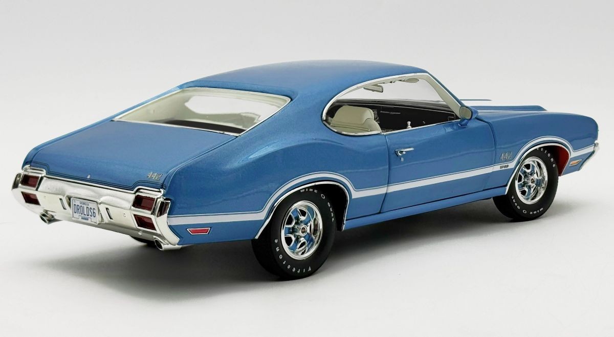 1971 Olds 442 W-30 – New arrival from Acme! – 1:18 Scale Die Cast