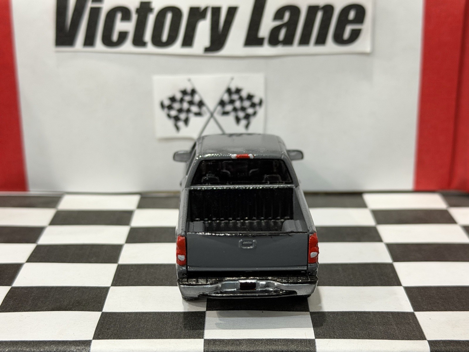 Custom Painted Auto World 2006 Chevy Silverado 1500 Classic 1 Of 1 1/64 Scale