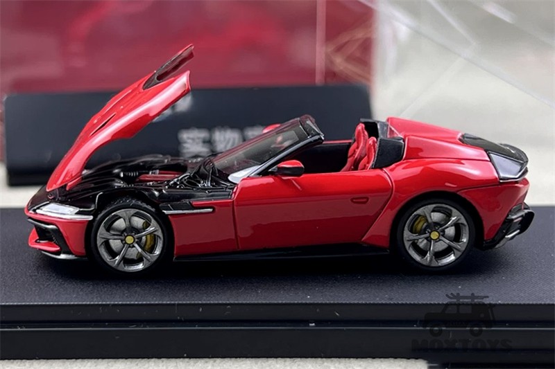 Phantom Knight PK 1:64 12 Cilindri Spider Aperta Limited999 Diecast Model Car