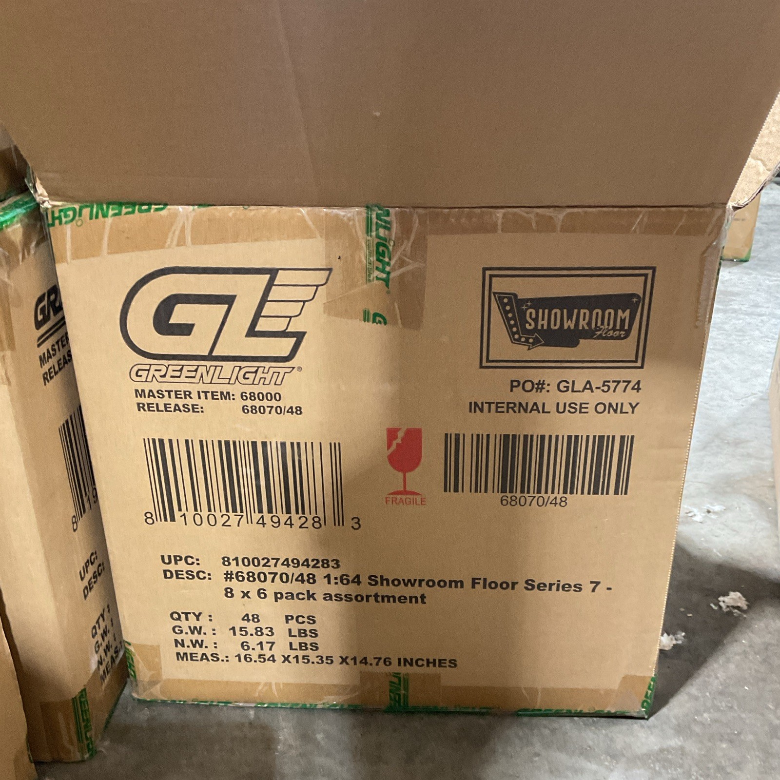 GreenLight Showroom Floor Series 7 1:64 Diecast Case Assortment