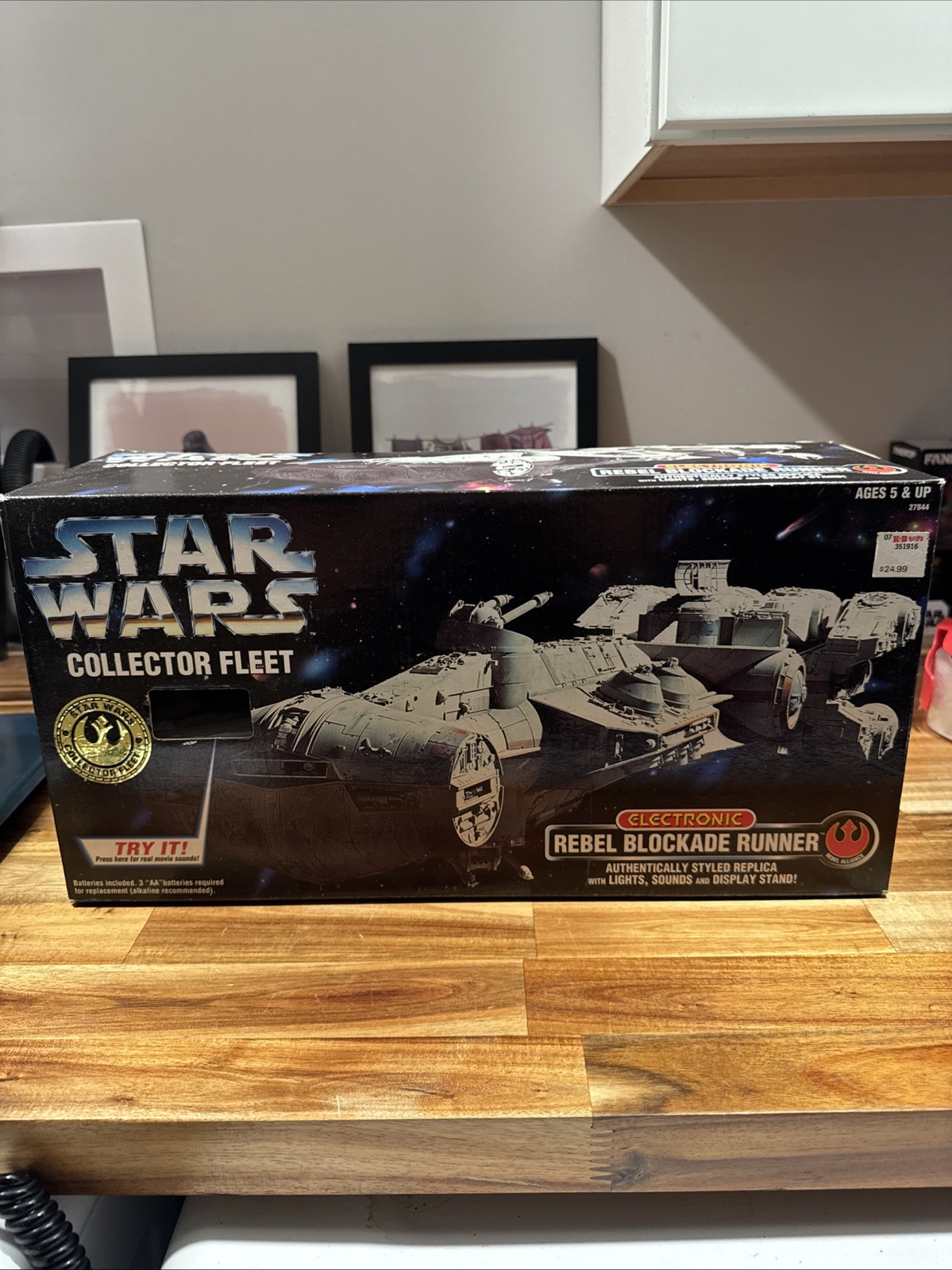 Star Wars Collector Fleet Electronic Rebel Blockade Runner 1996 Kenner
