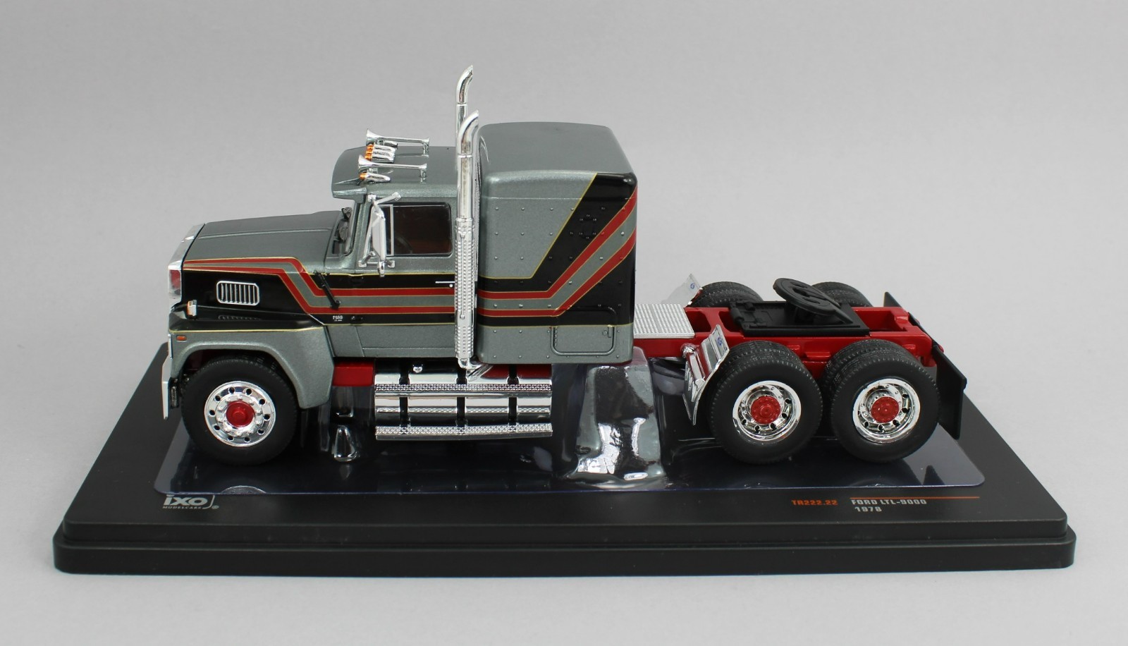 1:43 IXO Models *DARK GRAY METALLIC* 1978 FORD LTL 9000 COE SEMI TRUCK *NIB*