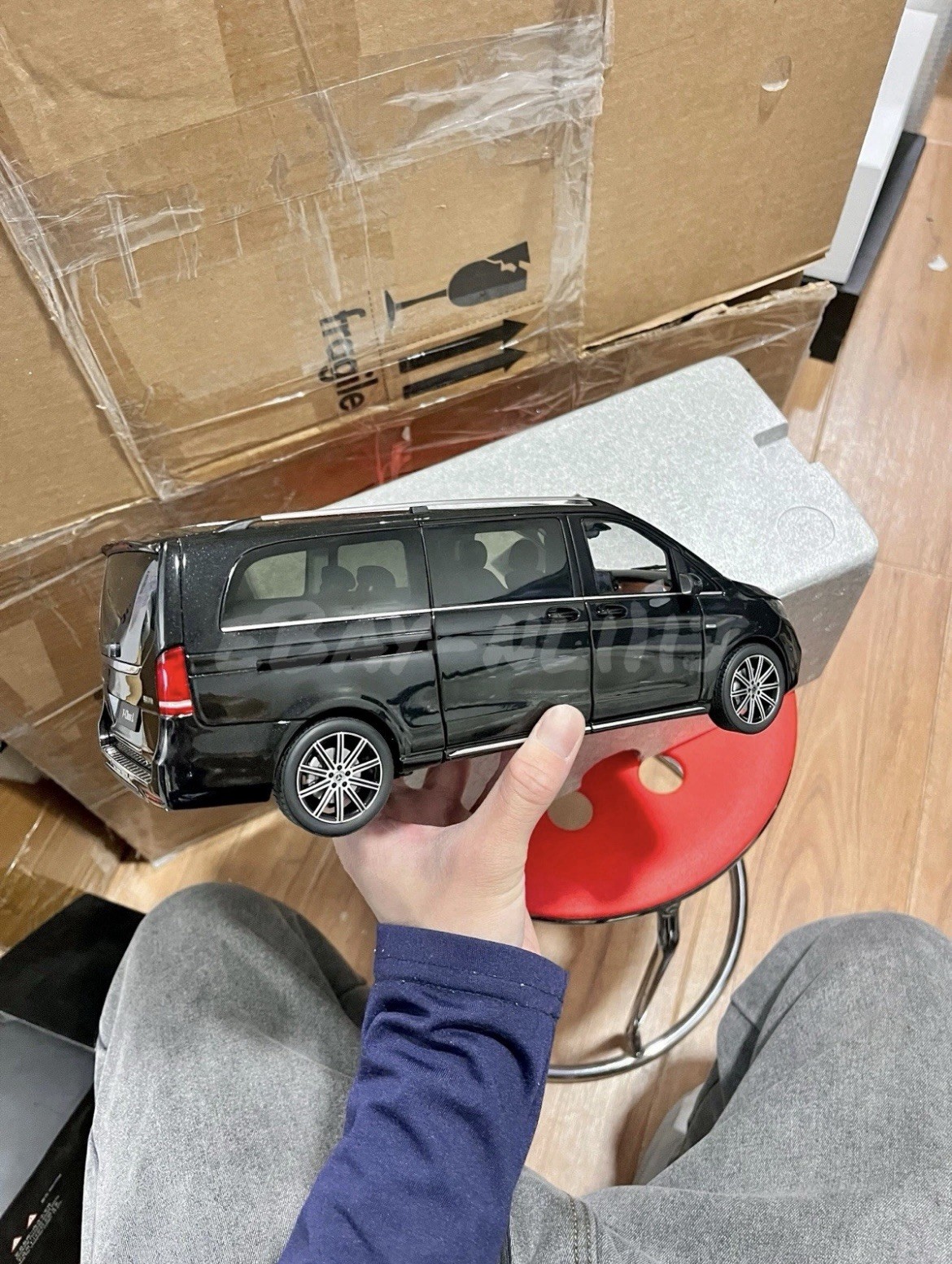 1:18 Scale Mercedes-Benz Vito Viano LWB Black Bus Minivan Diecast Model Car