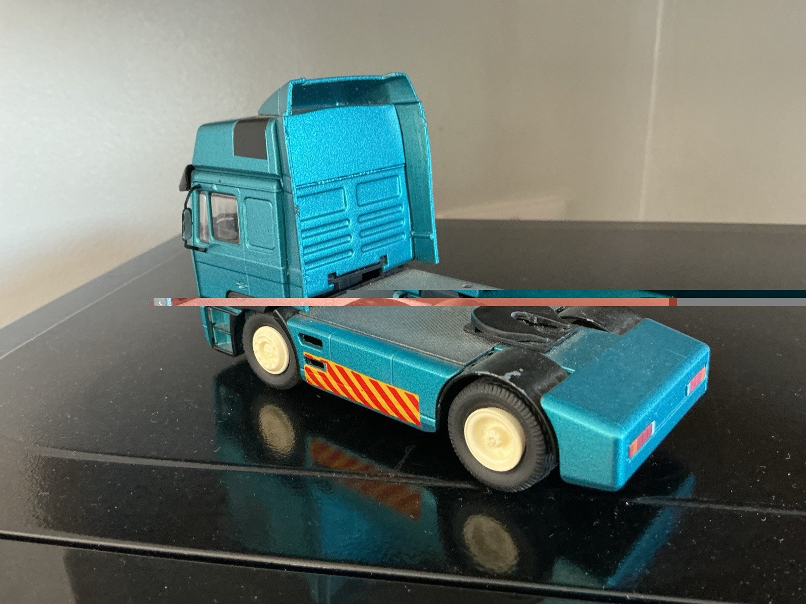 Conrad Steyr 4×2 Tractor Unit 1:50