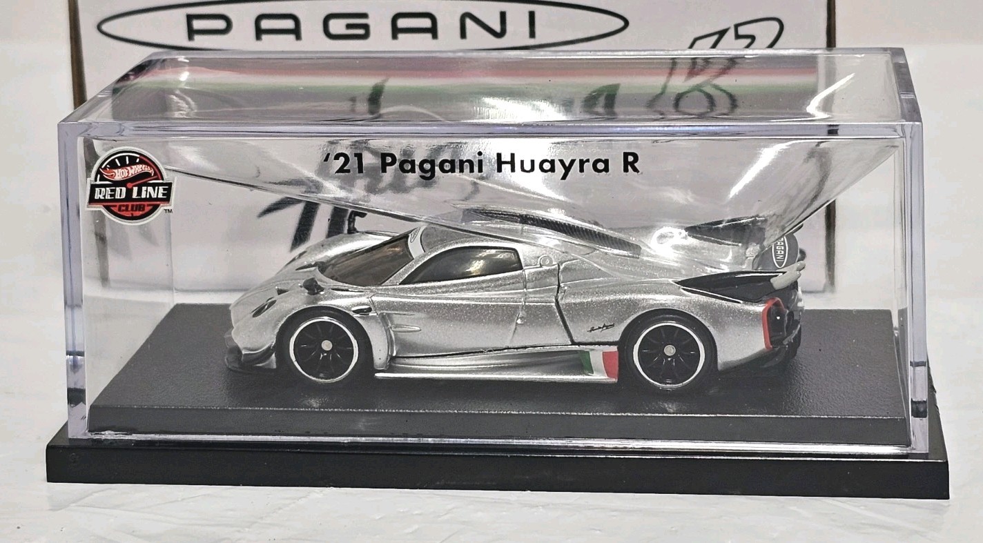 Hot Wheels Red Line Club Pagani Huayra R 1:64 Silver/Black Diecast 2021 w/ Case