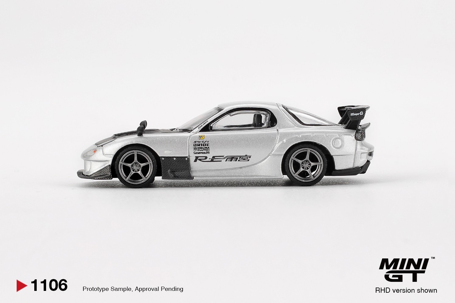 Mini GT 1:64 Mazda RX-7 RE-Amemiya Silver Metallic #1106