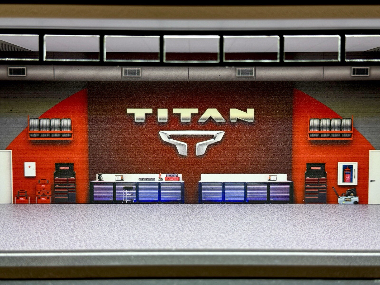 Nissan Titan Theme FOR Hot Wheels 1:64 Model Diorama Garage LED Lighting
