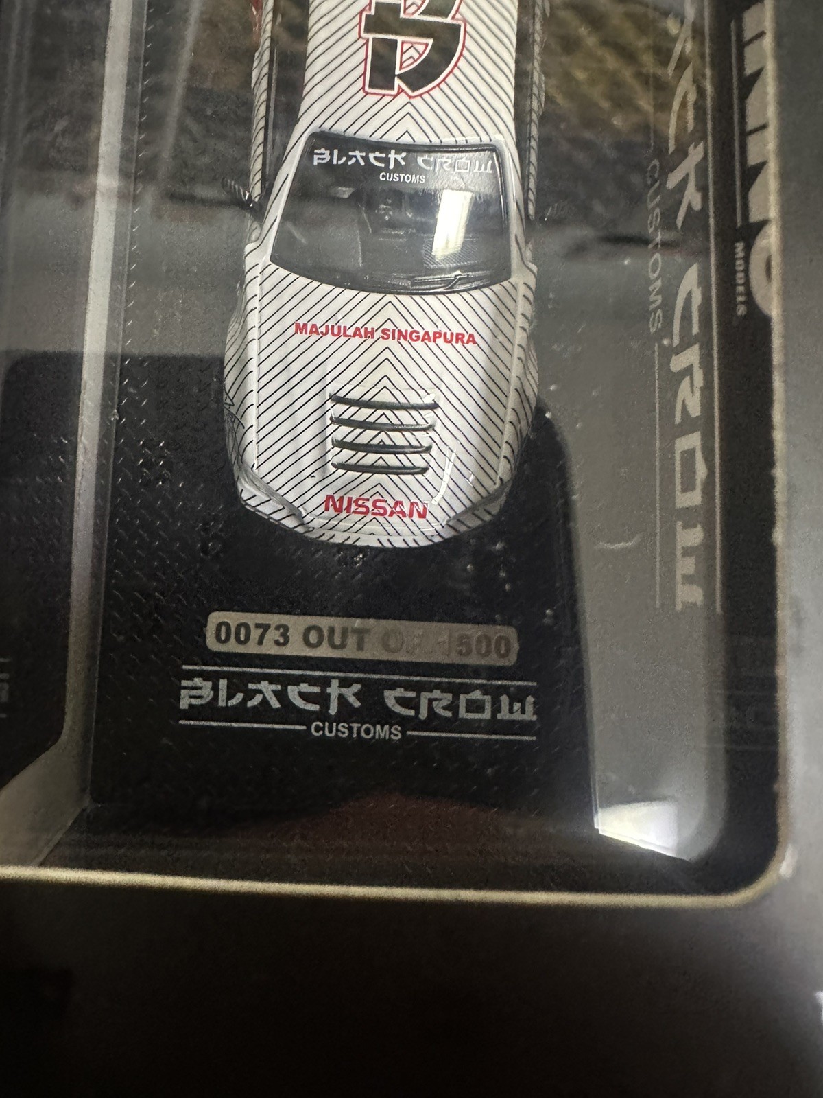 Black Crow Customs INNO64 SKYLINE GT-R R34 SGDE2025 w/Display. S#073 of 1500