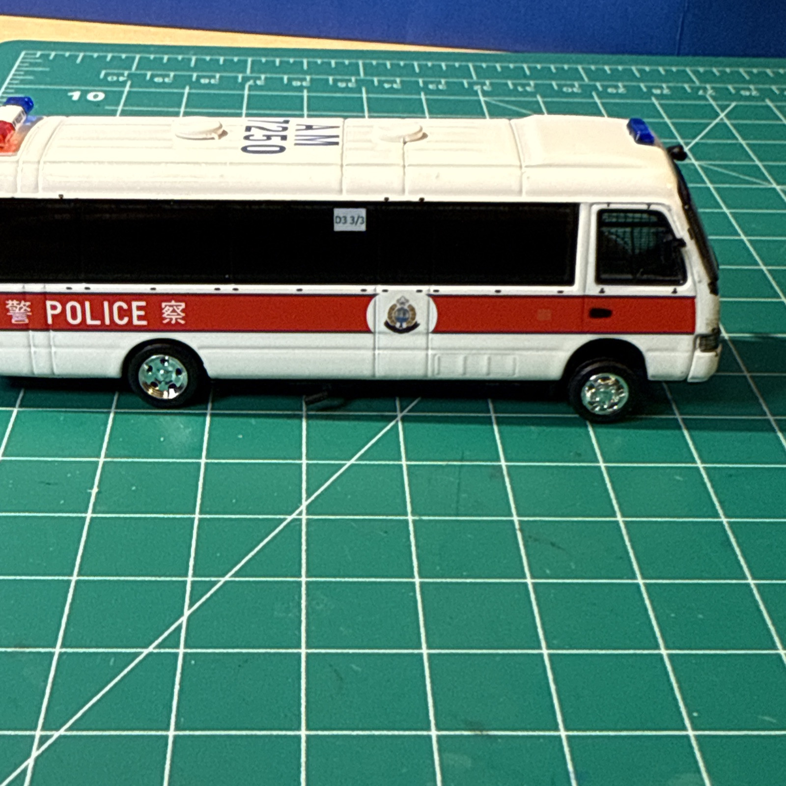 Tiny Brand 1:76 Toyota Coaster Hong Kong Police Bus Am 7250