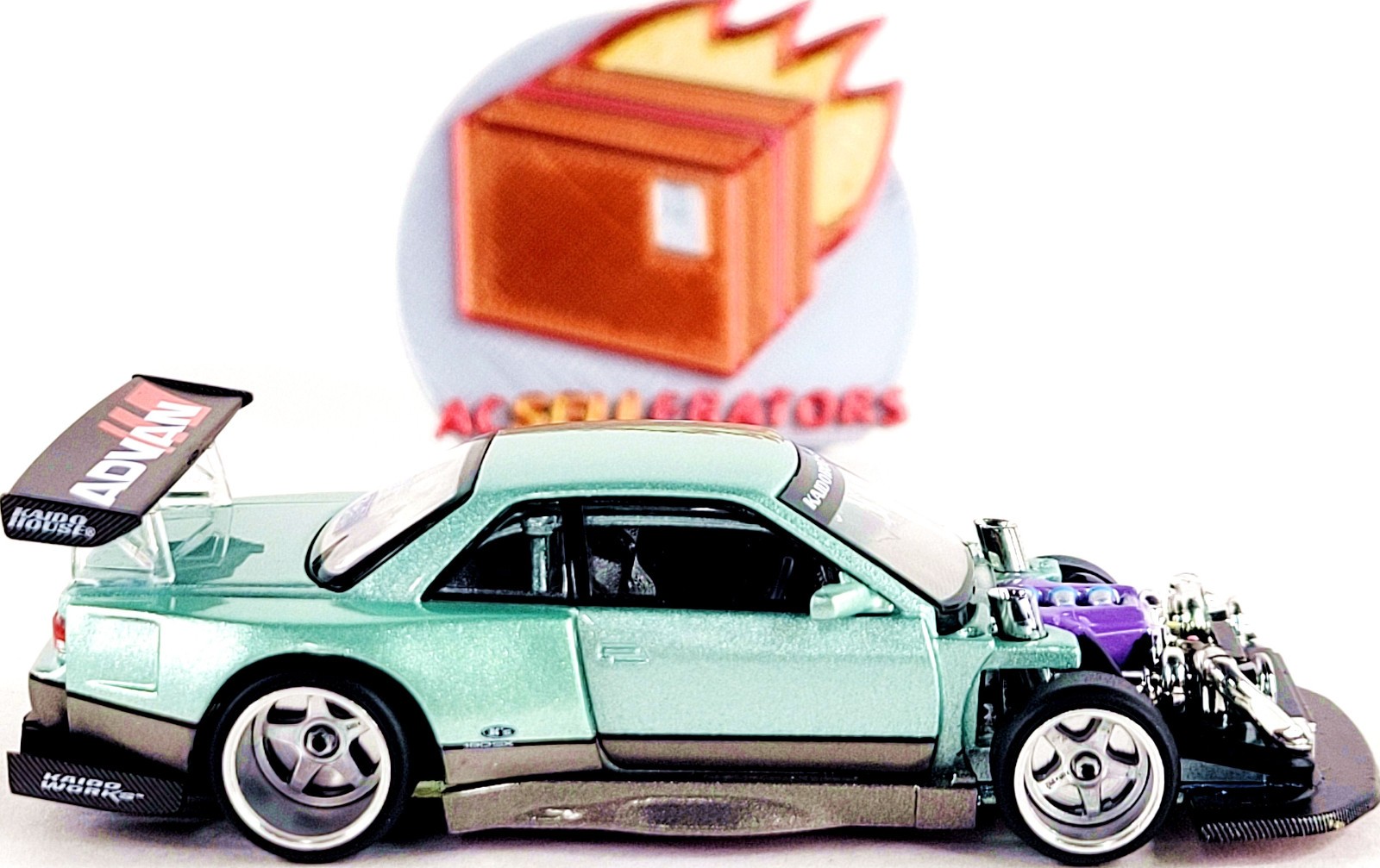 Kaido House x Mini GT Nissan Silvia S13-R Kaido Works V1 KHMG232 🟩 1/64