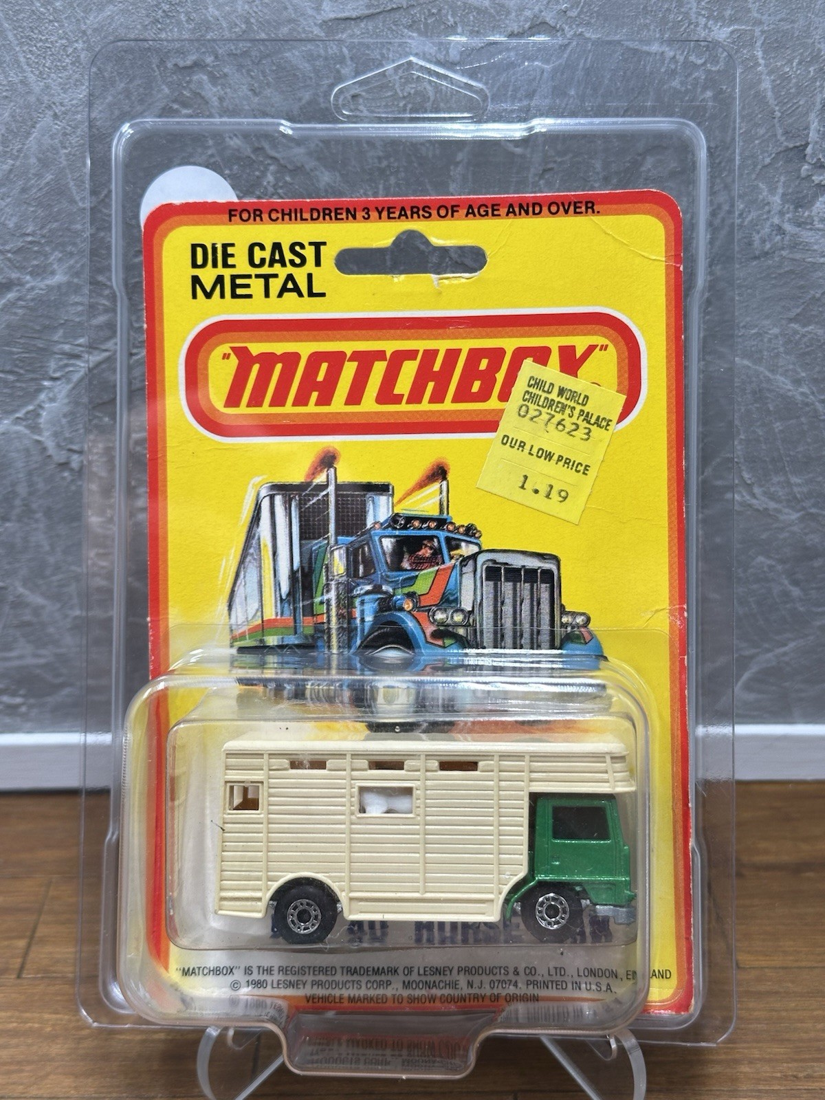 Vintage 1980 Matchbox Lesney Superfast Horse Van No. 40 Carded