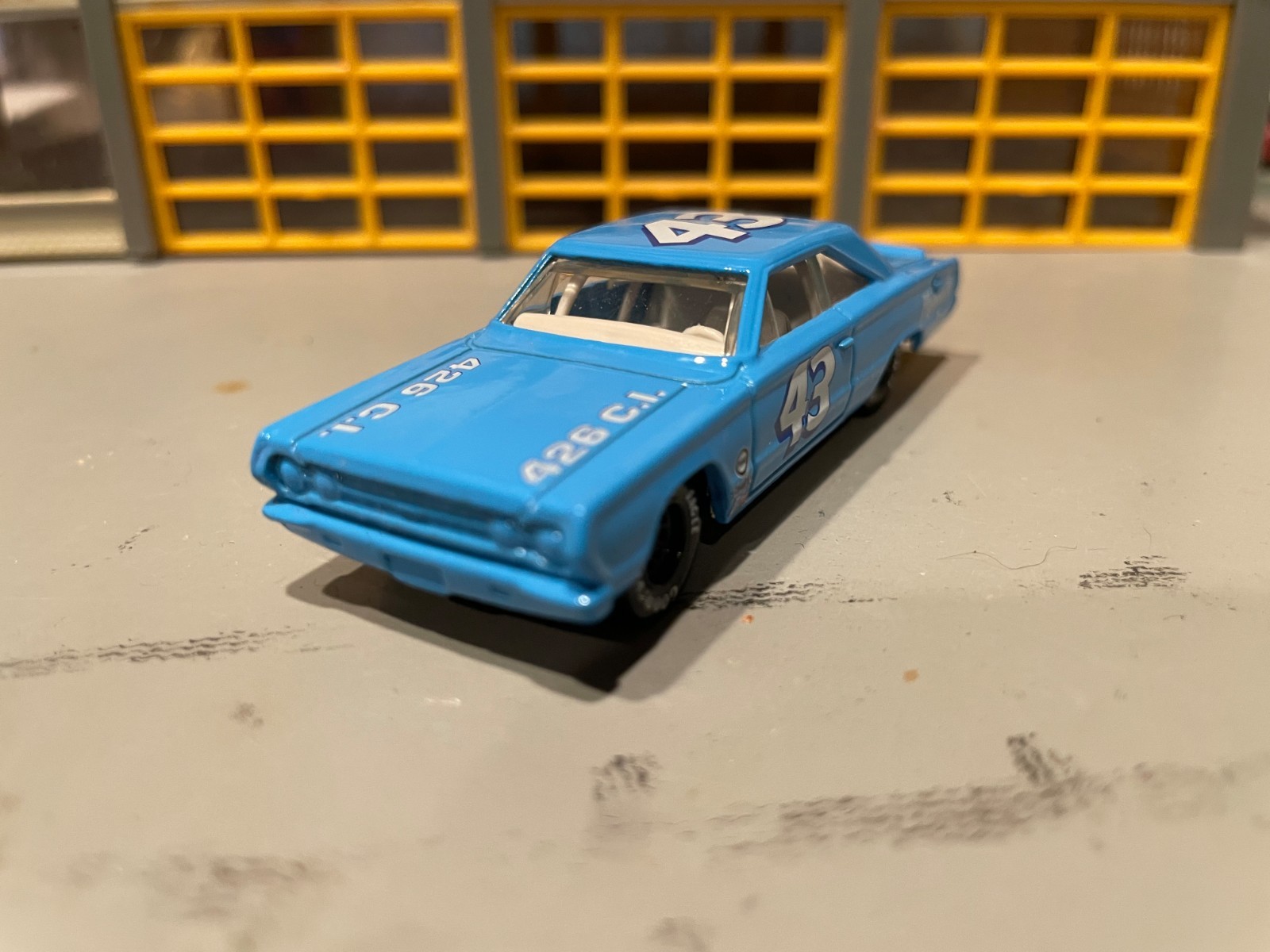 1/64 HOT WHEELS “H.W. RSCING” #43 67 PLYMOUTH FURY/PETTY BLUE/RICHARD PETTY