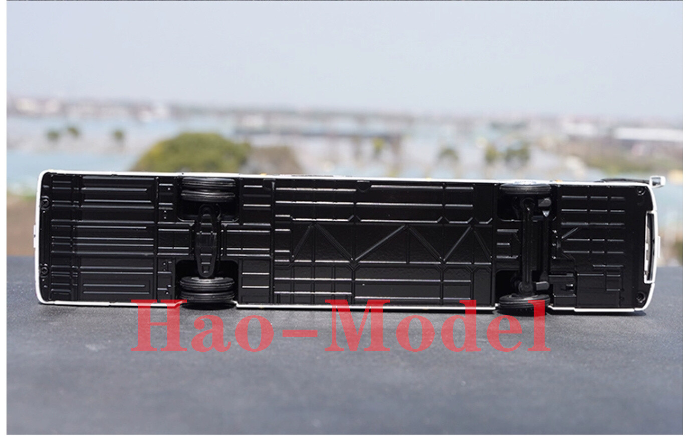 1:42 Zhongtong LCK6126EVGRA1 Bus Model Alloy Diecast Hobby Toys Collection White