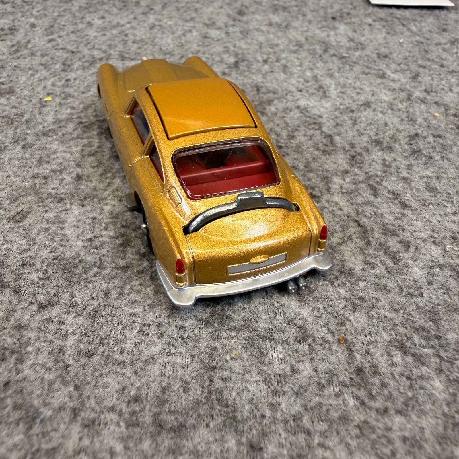 Corgi Model Club 261 James Bond’s Gold Aston Martin D.B.5 2023 MIB