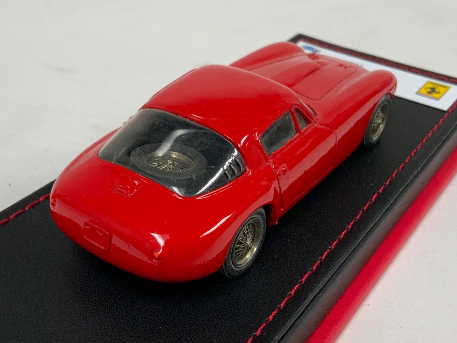 1/43 Record Model Ferrai 375 M from 1954 in Rosso Corsa Red Leather Base MUR28