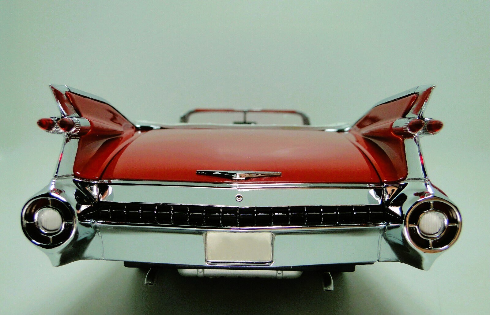 Classic Custom Cadillac Eldorado Concept18Hot Rod Race Promo Car1:24Carousel Red