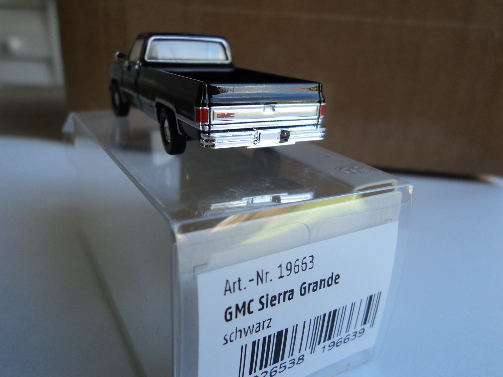 BREKINA 1981 GMC SIERRA GRANDE PICKUP TRUCK BLACK HO 1/87 PLASTIC