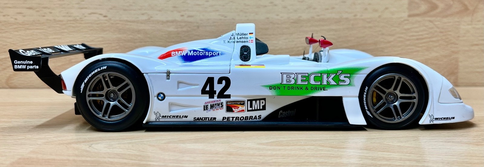 Kyosho 1:18 Scale 08531A “BMW V12 LMR” #42 Le Mans & Sebring 1999 Model Boxed