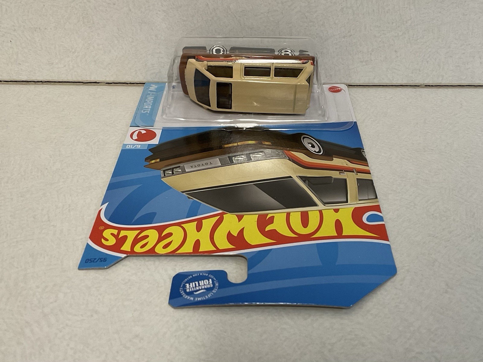 2023 Hot Wheels 1986 Toyota Van (95/250) — HW J-Imports #6/10