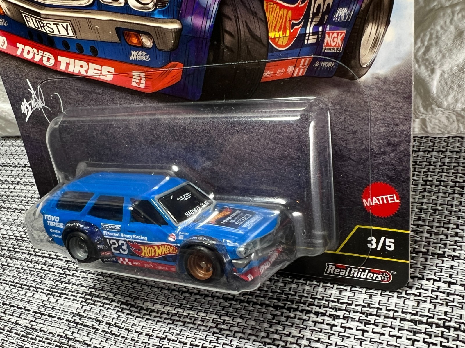 Hot Wheels Premium Ronin Run II 3/5 Mad Mike Mazda RX-3 Wagon/Remorque Blue