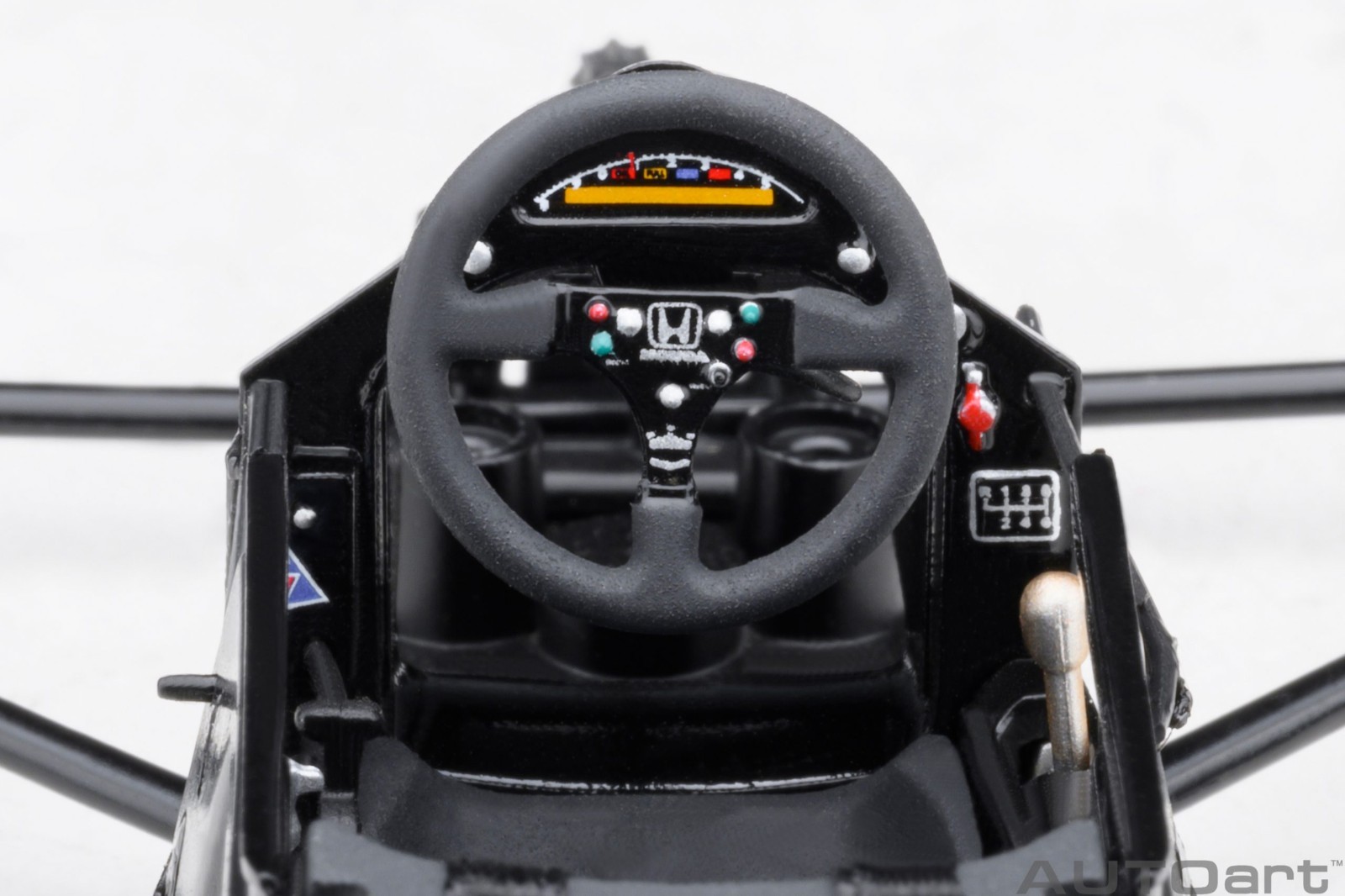 Autoart McLaren Honda MP4/6 1991 #1 (with McLaren logo) 1/18 Scale New Release!