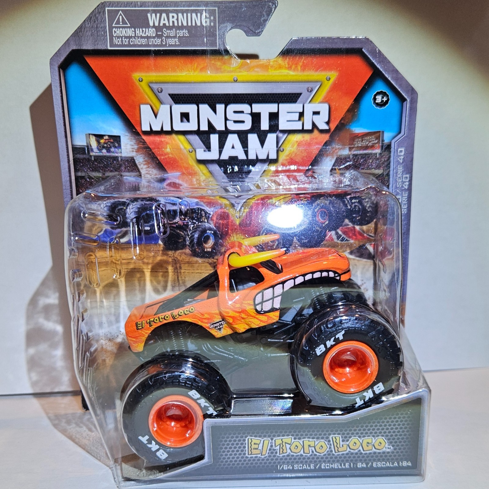 SpinMaster Monster Jam Series 40 Crazy Creatures EL TORO LOCO Truck 2025