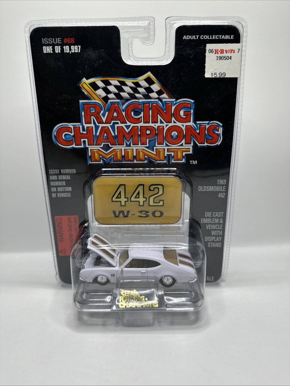 RACING CHAMPIONS MINT 1969 OLDSMOBILE 442 W-30 NEW + FAST SHIPPING