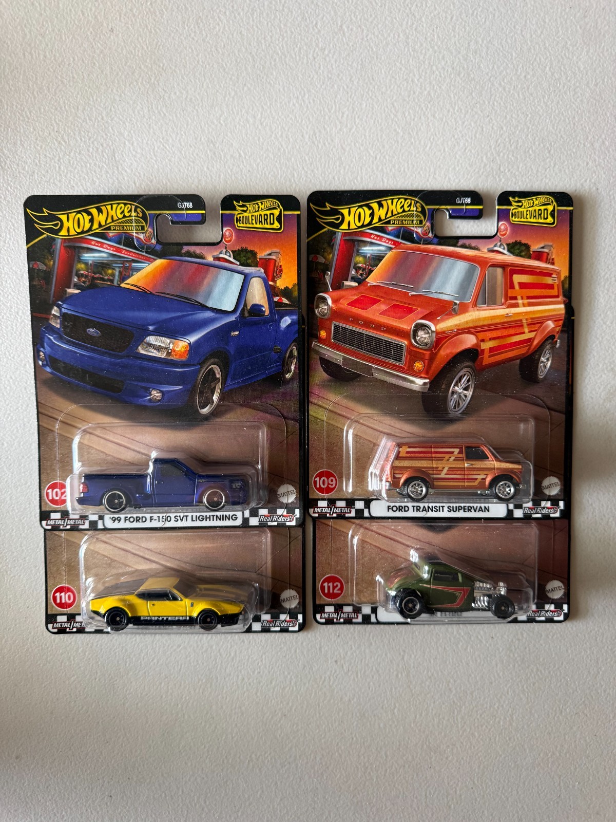 Hot Wheels Premium Boulevard F-150/Transit Supervan/Pantera/32 Ford Lot of 4 BA8